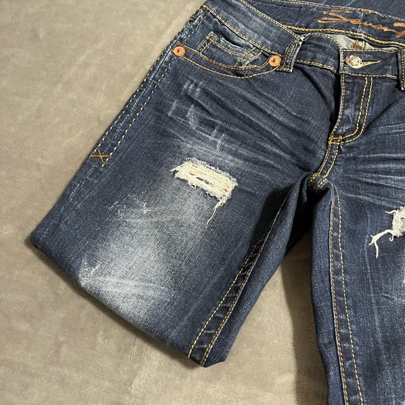 Seven7 Distressed Low Rise Bootcut Jeans! - Picture 2 of 9